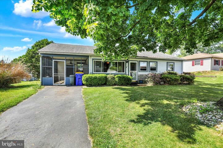 Property Photo: 1921 Blue Ridge Drive PA 17603