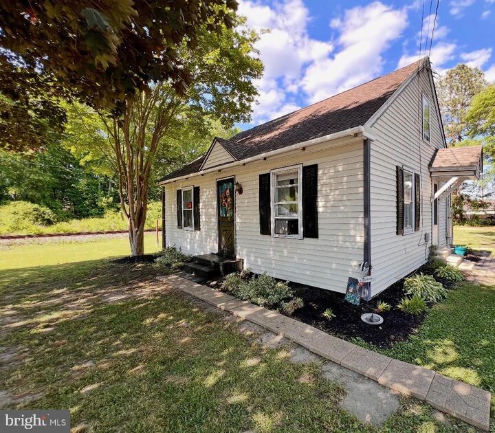Property Photo:  611 Pacific Avenue  MD 21804 