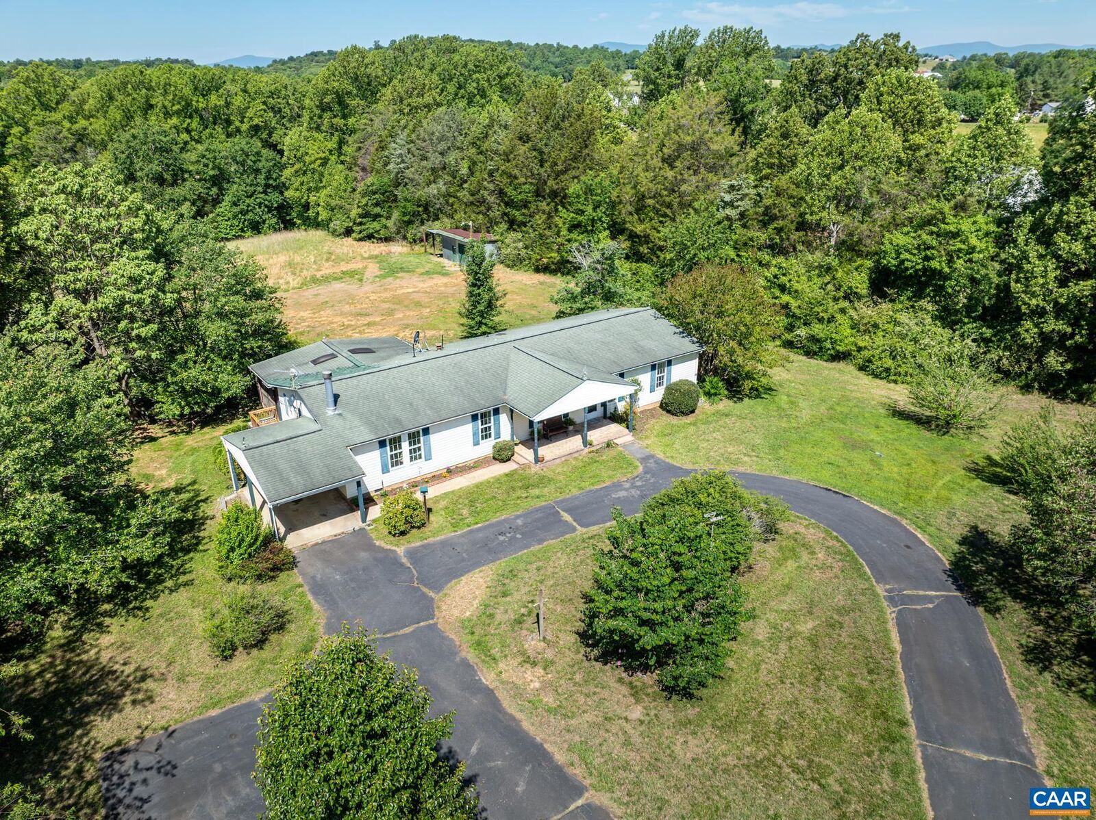 Property Photo: 1529 John Tucker Rd VA 22709