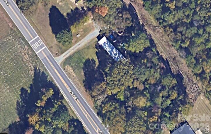 Property Photo: 2416 Younts Road NC 28079