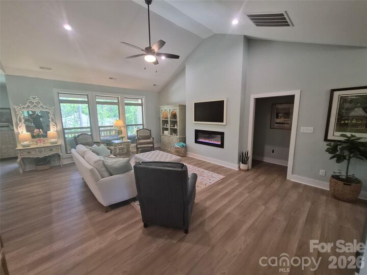Property Photo:  111 Lakefront Drive  NC 28612 