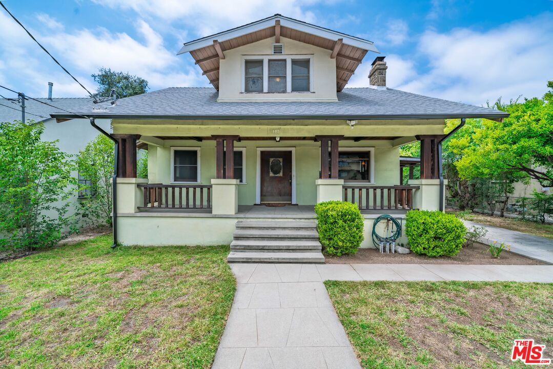 Property Photo:  105 El Nido Ave  CA 91107 