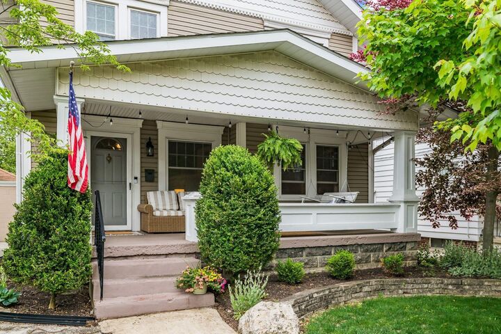 Property Photo:  1552 Wyandotte Road  OH 43212 