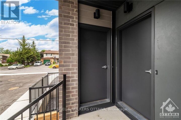 Property Photo:  1260 Marenger Street H  ON K1C 1S2 