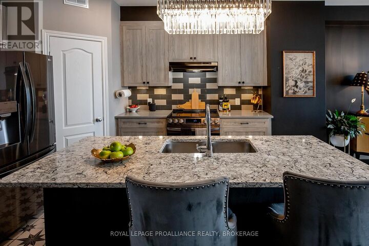 Property Photo:  1380 Demers Avenue  ON K7M 0H8 