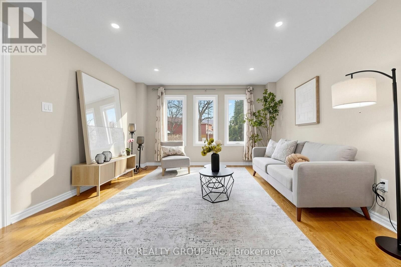 Property Photo:  84 Viewmark Drive  ON L4S 1E3 