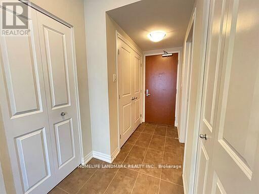 Property Photo:  195 Besserer Street 1908  ON K1N 0B6 