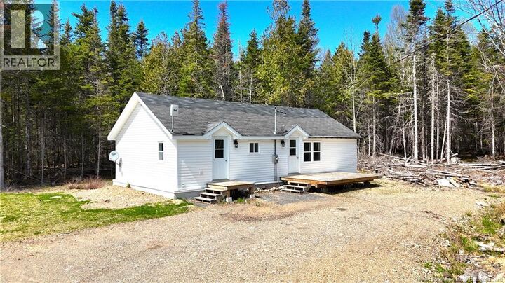 Property Photo:  39 Harkness Road  NB E5B 3E7 