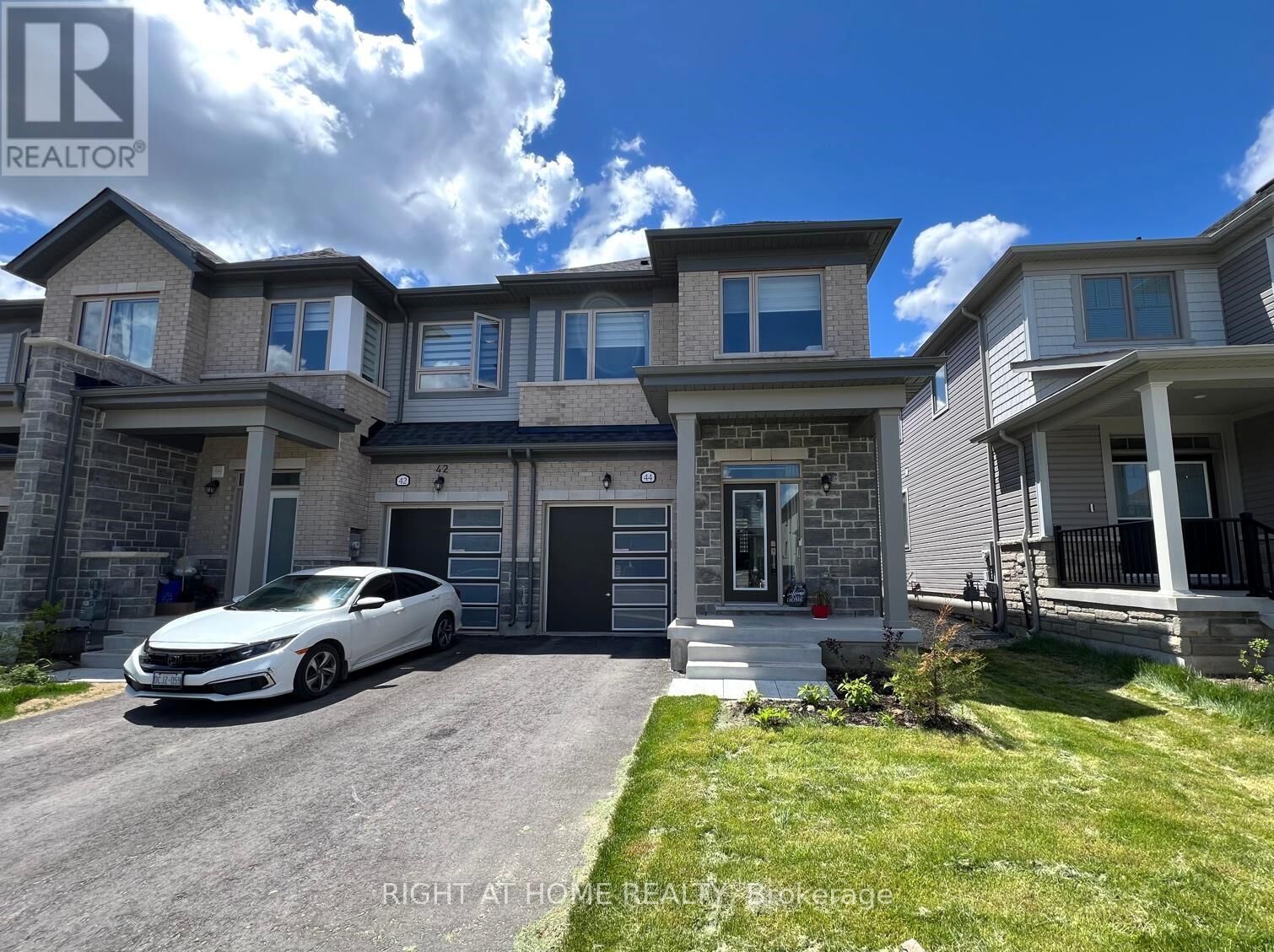 Property Photo:  44 Gauley Drive  ON N1M 0K4 