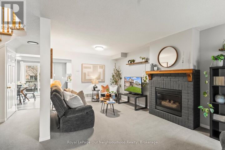 Property Photo:  61 Fry Crescent  ON L1C 4Y3 