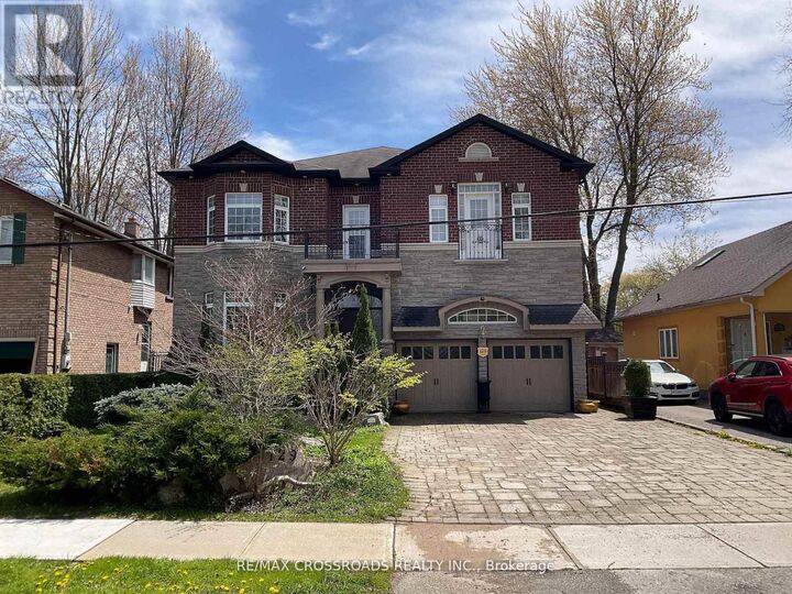 Property Photo:  129 Lakeland Crescent  ON L4E 3A1 
