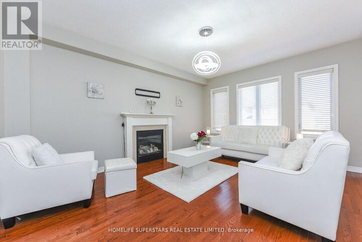 Property Photo:  5 Amy Avenue  ON L6P 3L7 
