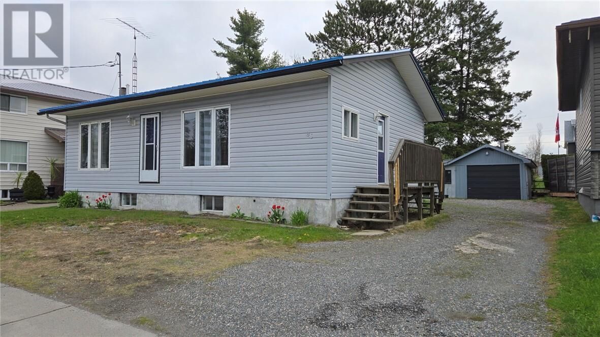 Property Photo:  86 St David Street N  ON P0M 2N0 