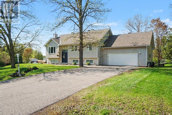 Property Photo:  266 Clifford Campbell Street  ON K0A 1X0 