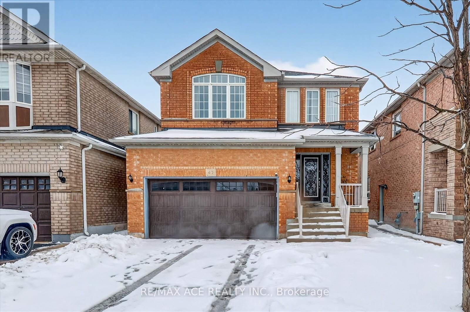 Property Photo:  42 Feather Reed Way  ON L6R 3A3 