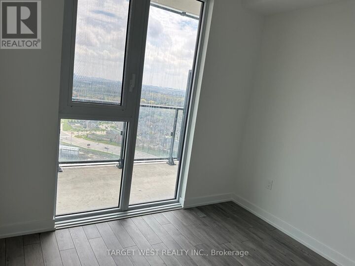 Property Photo:  15 Skyridge Drive 2303  ON L6P 4S3 