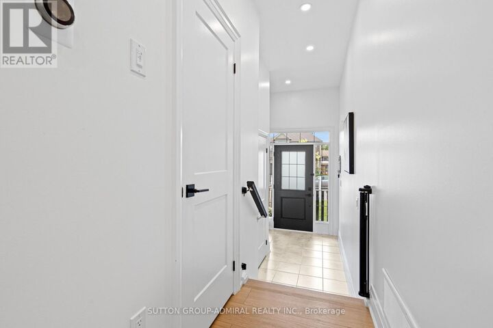 Property Photo: 1026 Wright Drive ON L4R 0E4