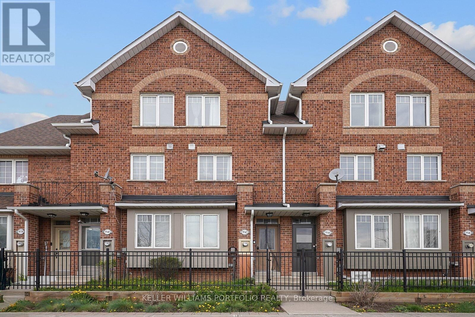 Property Photo: 9542 Sheppard Avenue East ON M1B 5Z4