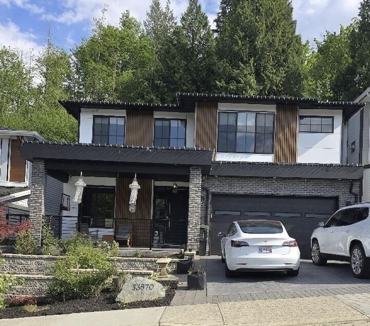 Property Photo:  33970 Tooley Place  BC V2V 0G5 