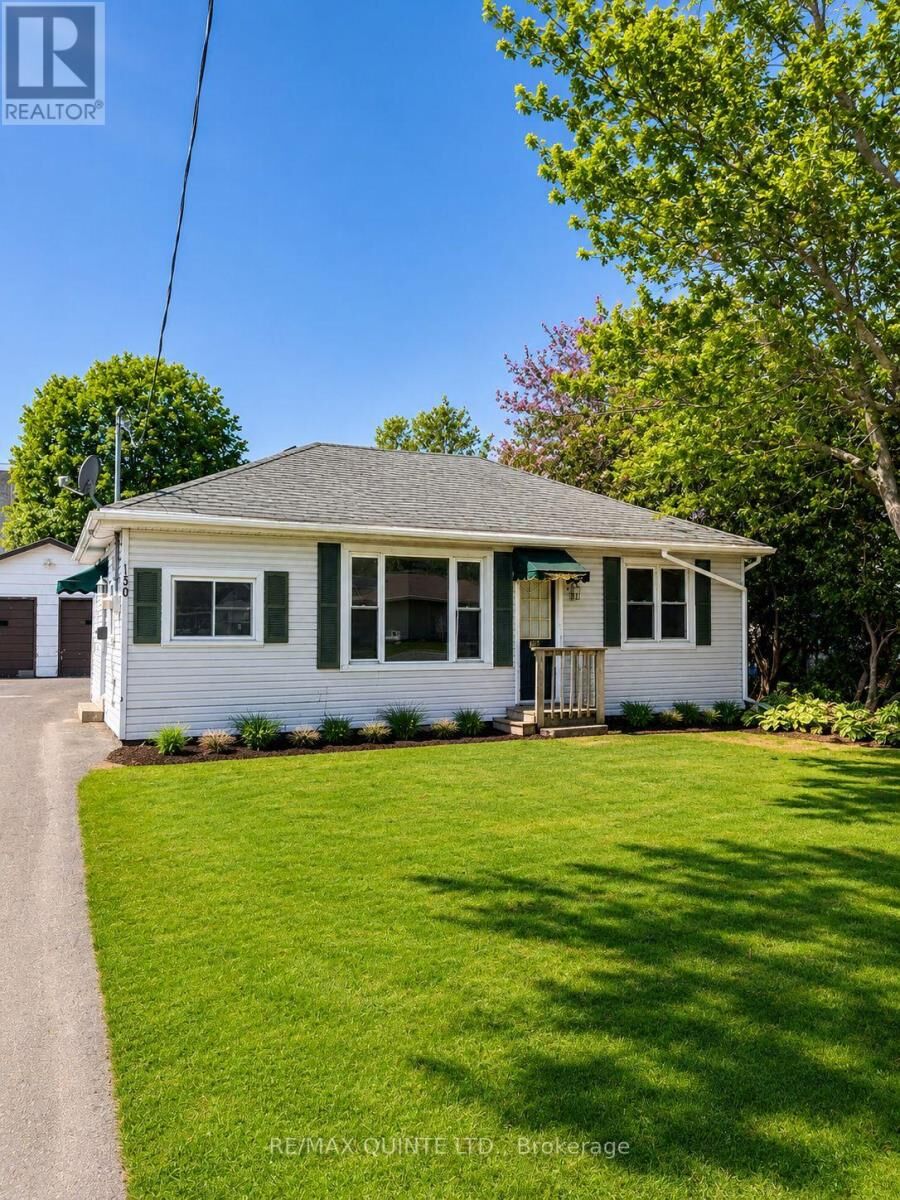 Property Photo: 150 Farley Avenue ON K8N 3M1