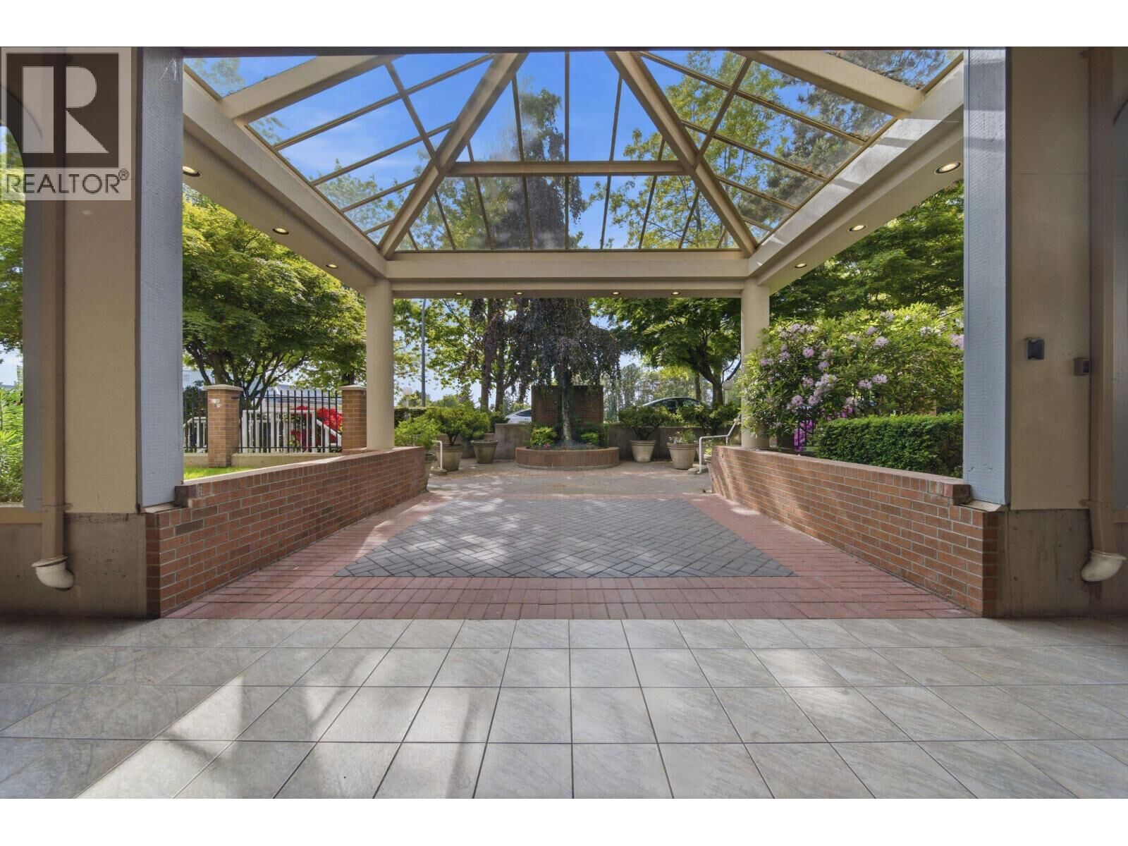 Property Photo:  7326 Antrim Avenue 203  BC V5J 4M8 