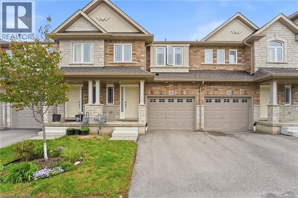 Property Photo:  104 Laguna Village Crescent  ON L0R 1P0 