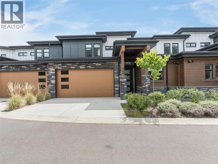 910 Lakeside Drive 403 — photo 1