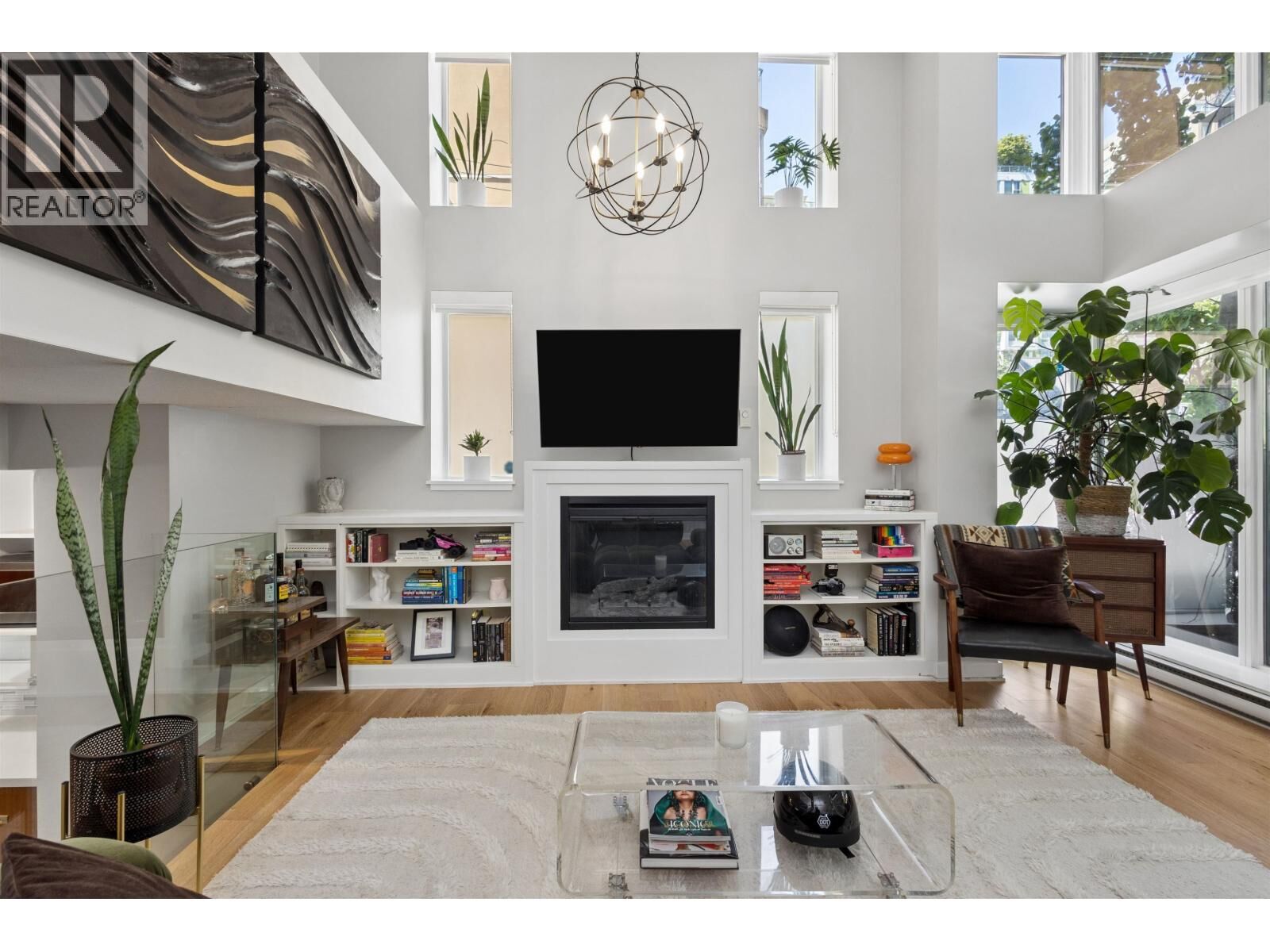 Property Photo: 428 Helmcken Street BC V6B 0B1