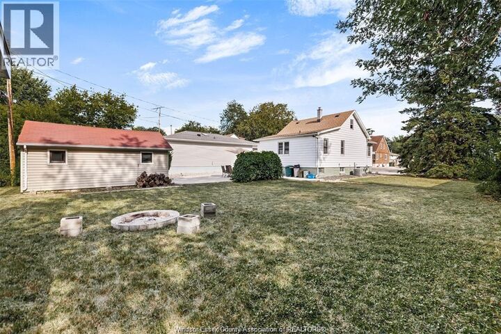 Property Photo:  778 Hildearde  ON N8X 2Z8 