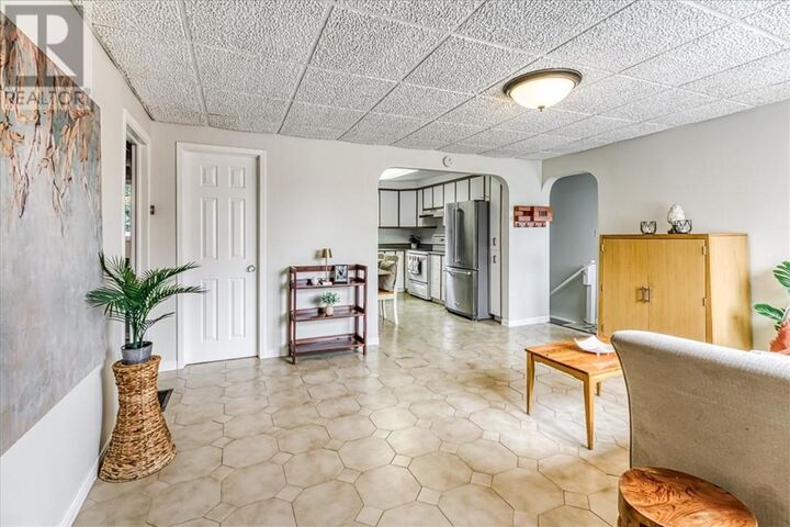 Property Photo:  1981 Margaret Street  ON P3B 1Z6 