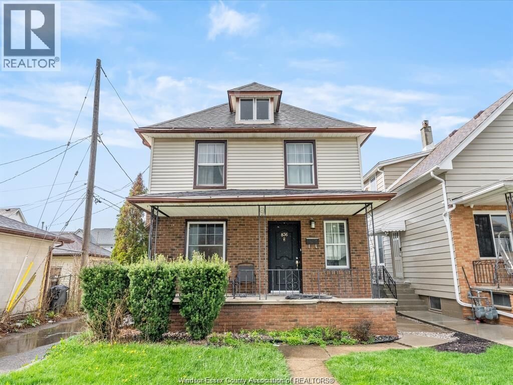 Property Photo:  836 Elliott  ON N9A 3S7 