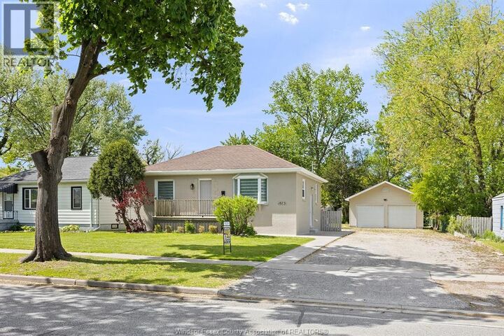 Property Photo:  1073 Jefferson  ON N9S 2R2 