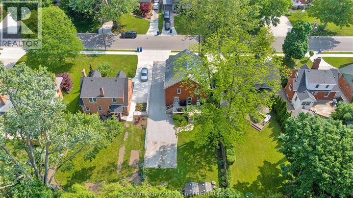 Property Photo:  210-212 Elizabeth Street  ON N7L 2Y7 