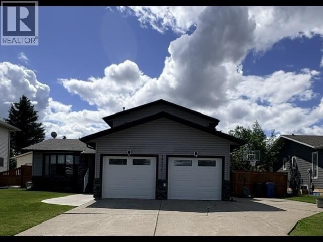 Photo de la propriété:  10515 114 Avenue  BC V1J 6H7 