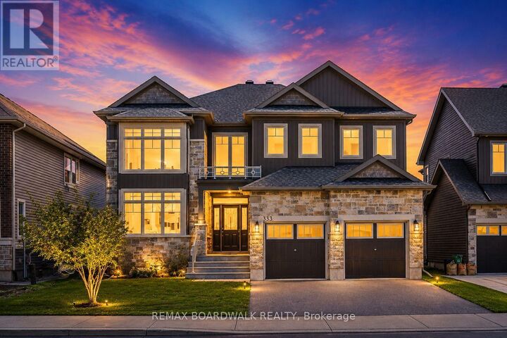 Property Photo: 333 Haliburton Heights ON K2V 0G2