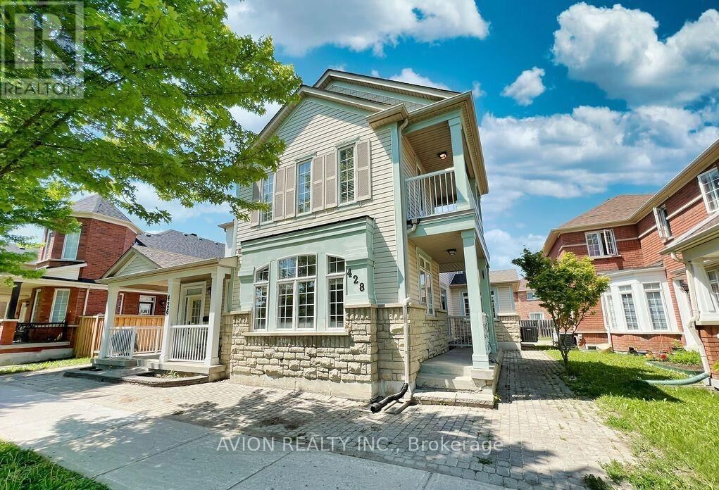 Property Photo:  428 Bur Oak Avenue Main  ON L6C 2S1 