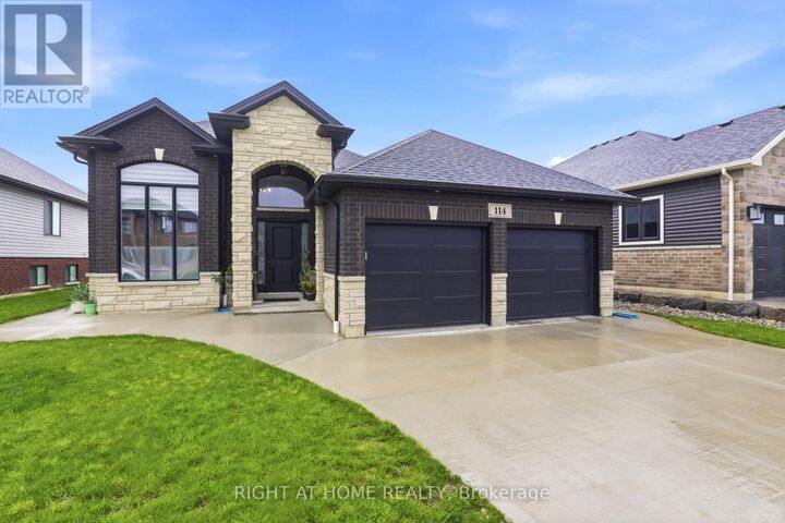 Property Photo: 114 Tuscany Trail ON N7M 0R9