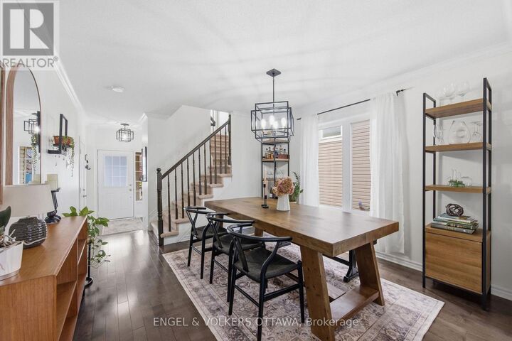Property Photo:  413 Montserrat Street  ON K2S 0L6 