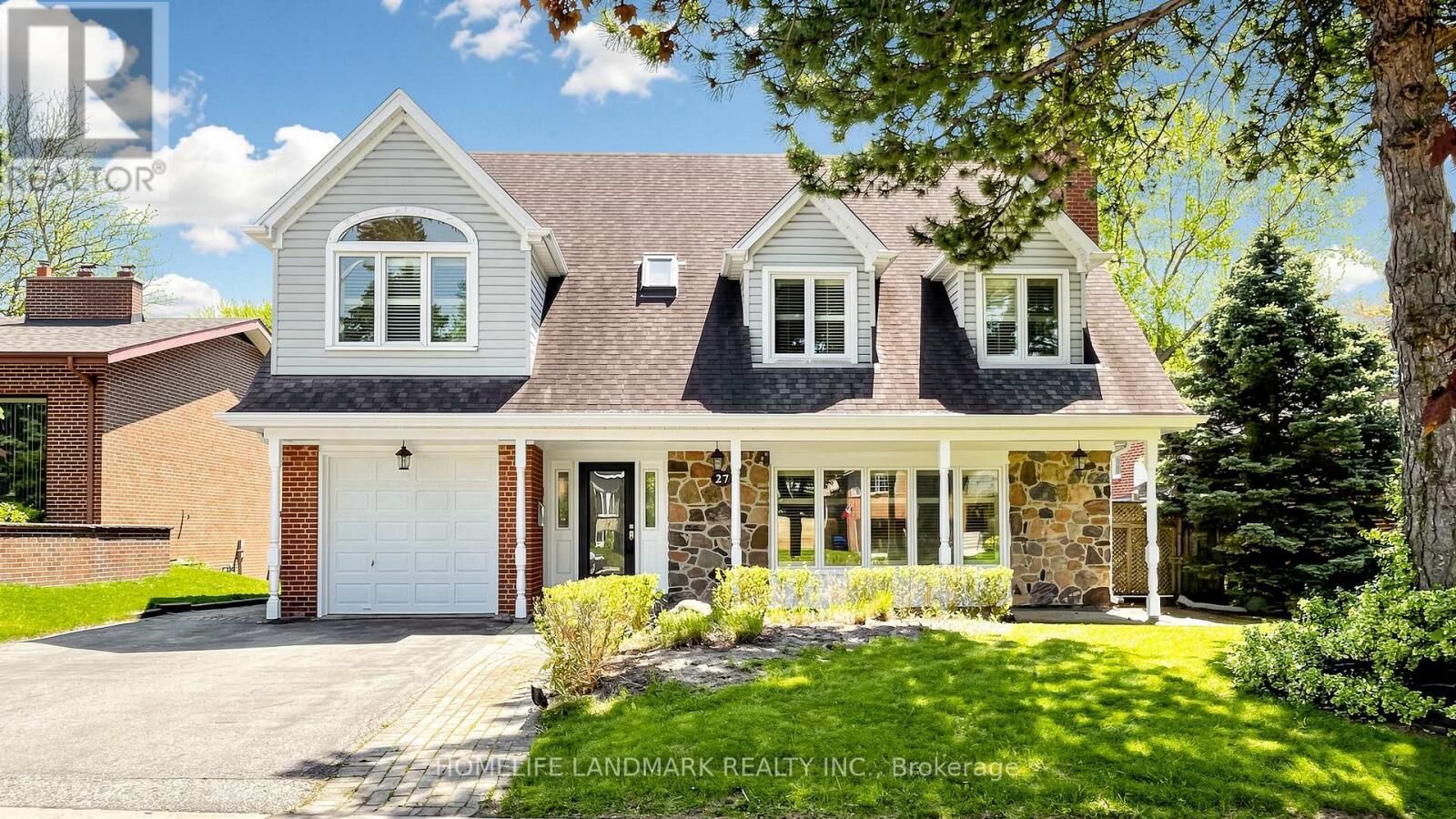 Property Photo:  27 Quincy Crescent  ON M2J 1C5 