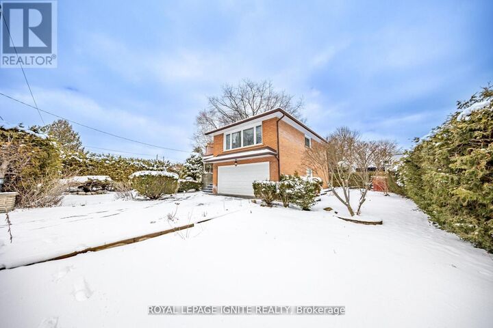 Property Photo:  83 Deep Dene Drive Main  ON M1C 1L9 