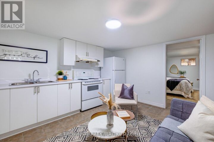 Property Photo:  533 Victoria Pk Avenue Basememt  ON M4C 5H2 
