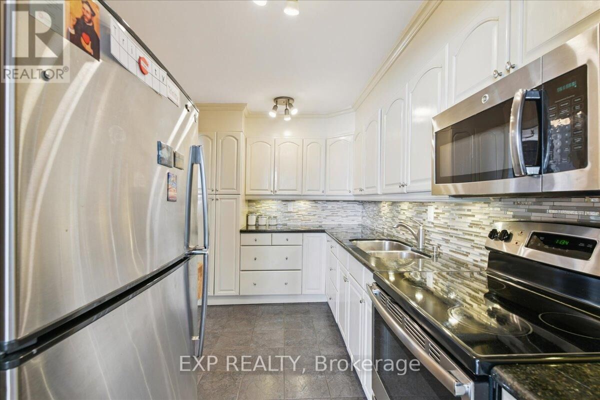 Property Photo:  44 Longbourne Drive 412  ON M9R 2M7 