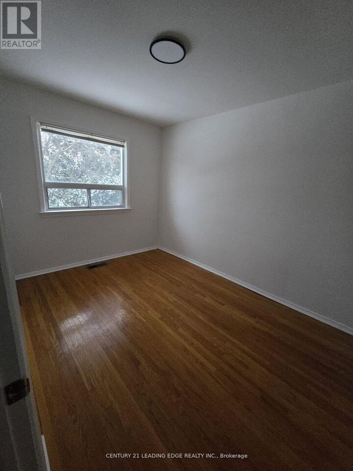 Property Photo:  65 Moore Street Main  ON L6X 1V2 