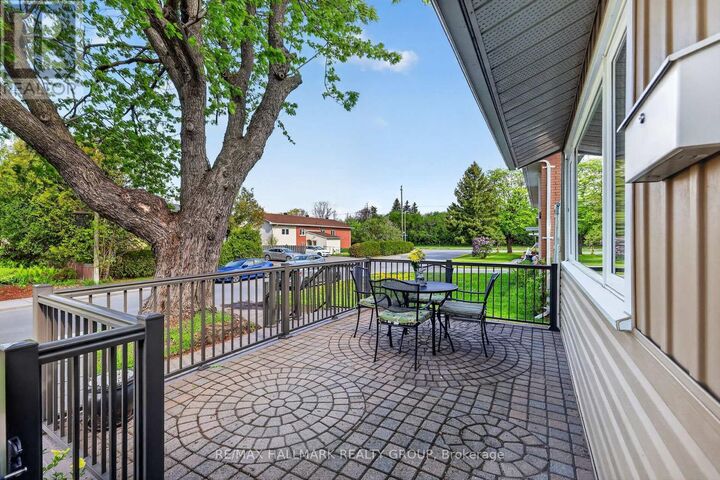 Property Photo:  1317 Avenue Q  ON K1G 0B7 