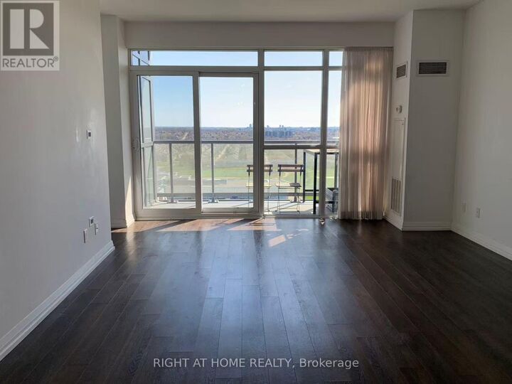 Property Photo:  65 Oneida Crescent 1710  ON L4B 0A1 