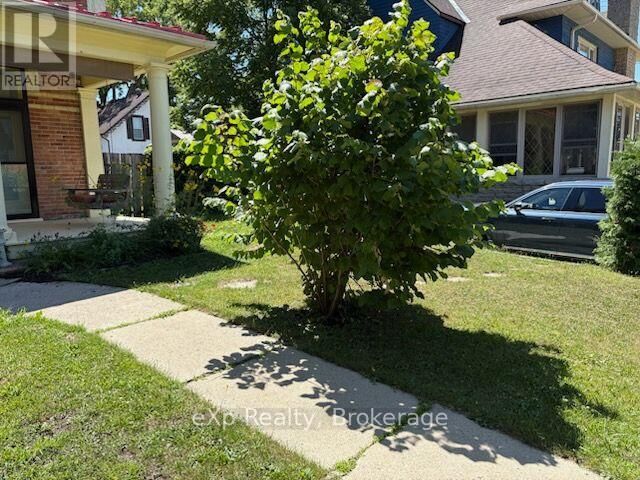 Property Photo: 1115 4th Avenue East ON N4K 2P5