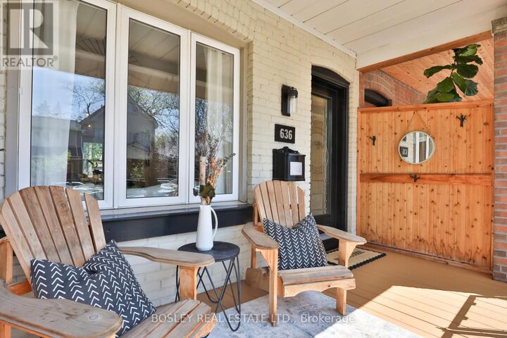 Property Photo:  636 Glebeholme Boulevard  ON M4C 1V6 