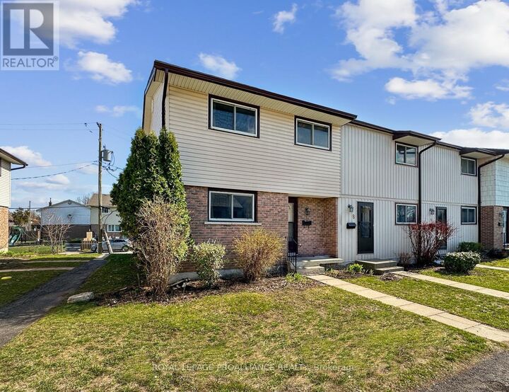 Property Photo:  7 Tiffany Place  ON K8V 6A3 