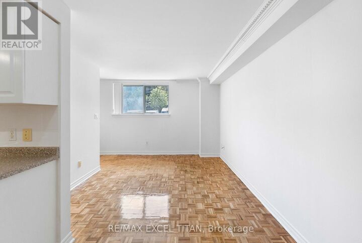 Property Photo: 1407 Dupont Street 112 ON M6H 4J7