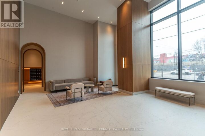 Property Photo: 1185 Dupont Street 1210 ON M6H 0E5